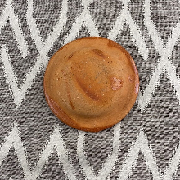 Hotel Cocoyoc Pottery Ashtray - Picture 2 of 2